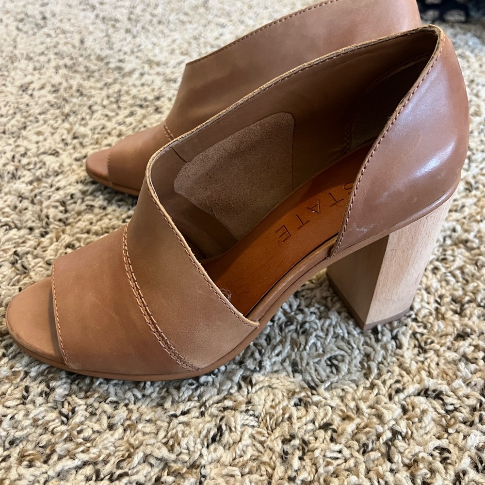 State Women's Tan Leather Heeled Sandals